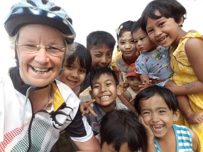 Muriel Thomson Cycling on the  tour with redspokes